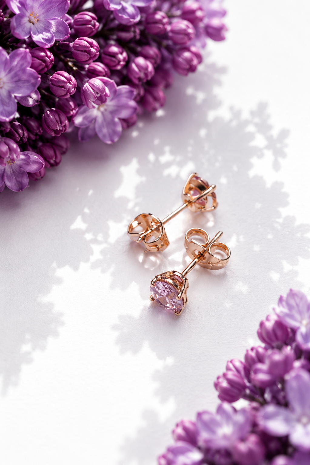 Gold-plated studs with pink crystal