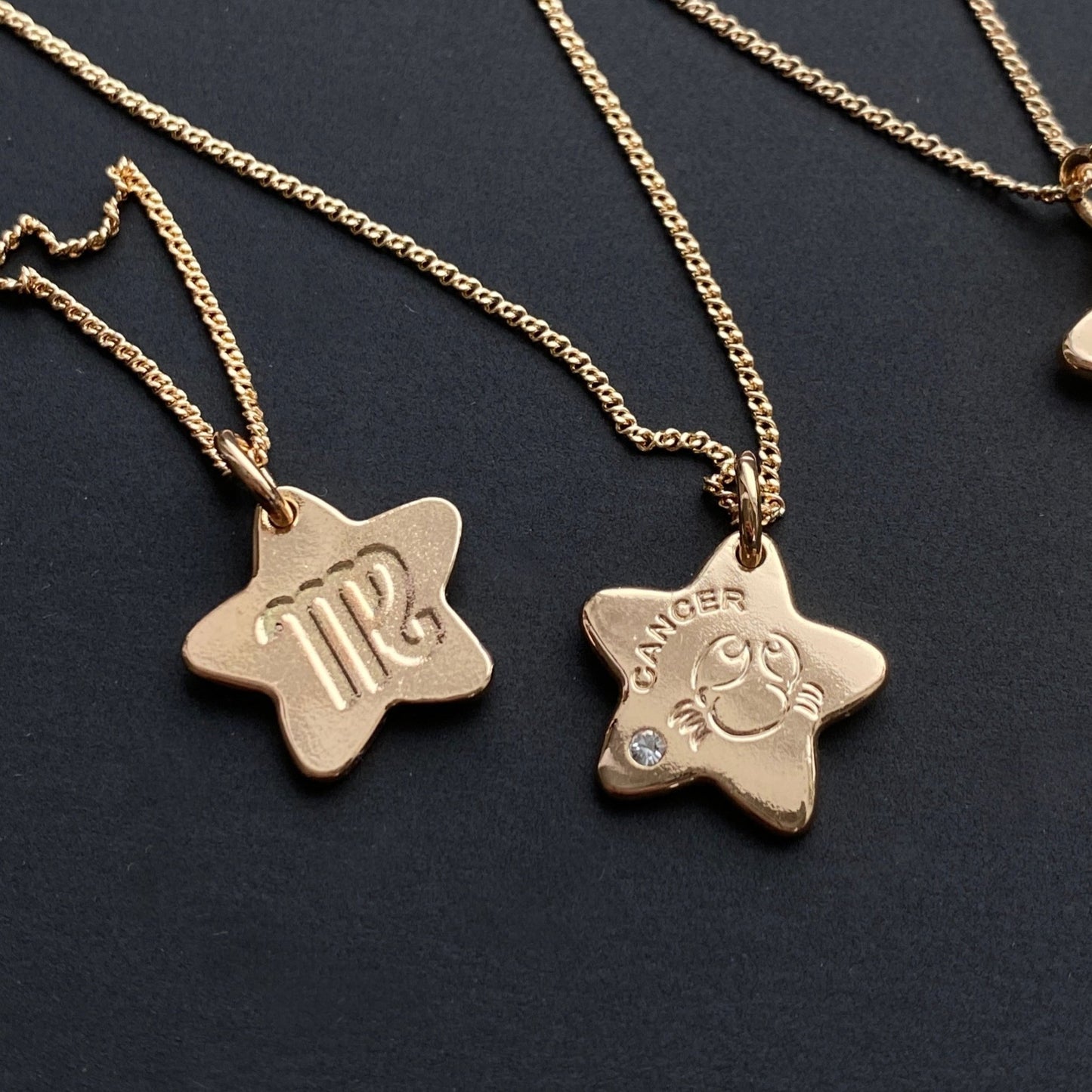 Double sided horoscope necklace with zirconia - 18k - gold plated - jewelry