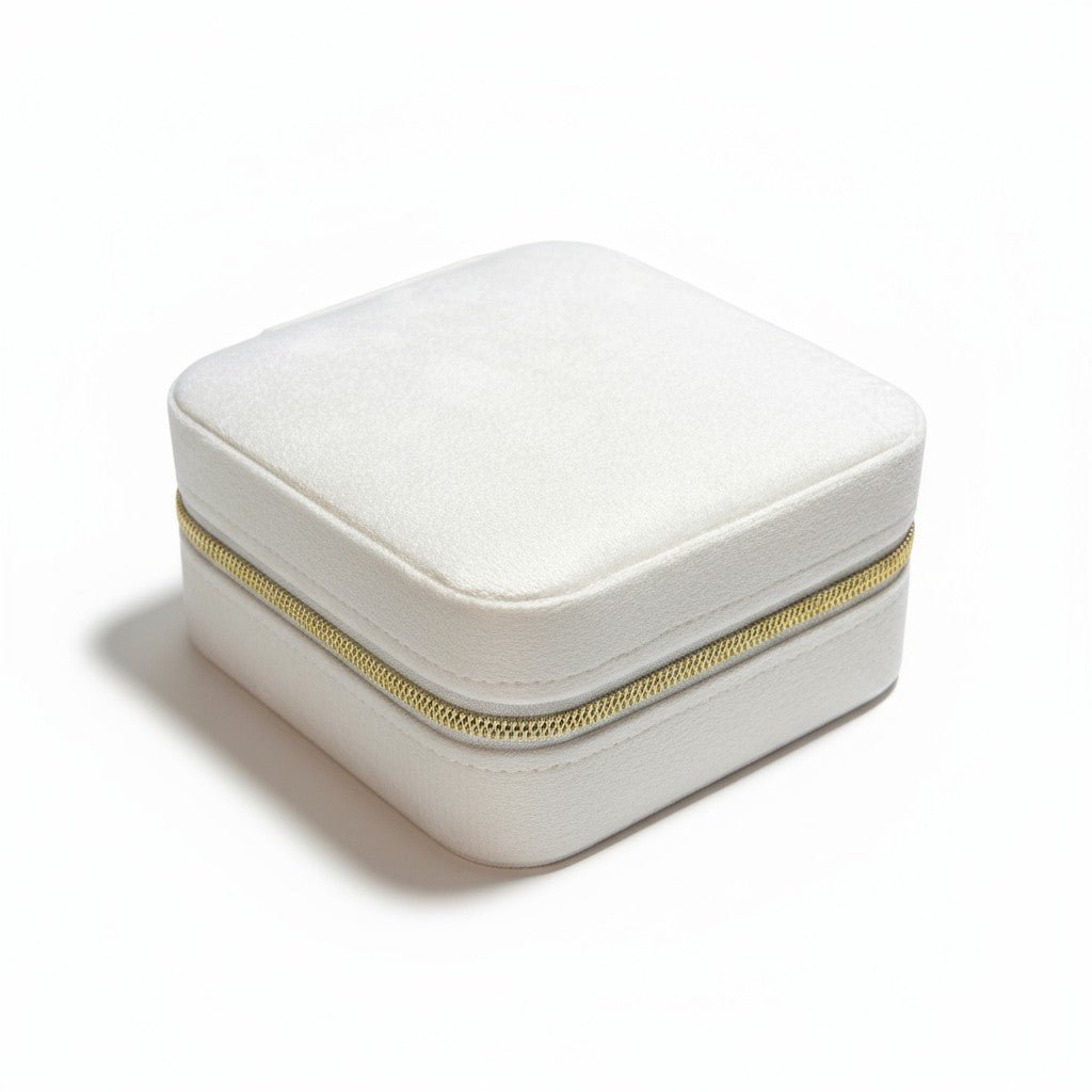 Pearl Classic – Balta rotu lādīte – apzeltītas rotaslietas | Tavas Rotas