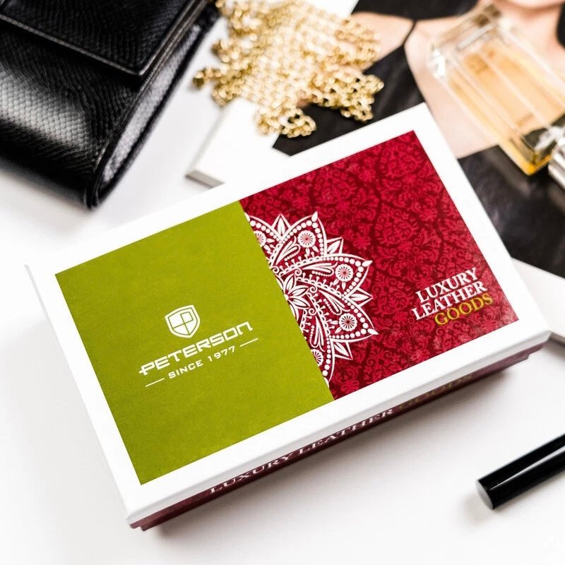 Sarkans sieviešu naudas maks – apzeltītas rotaslietas | Tavas Rotas