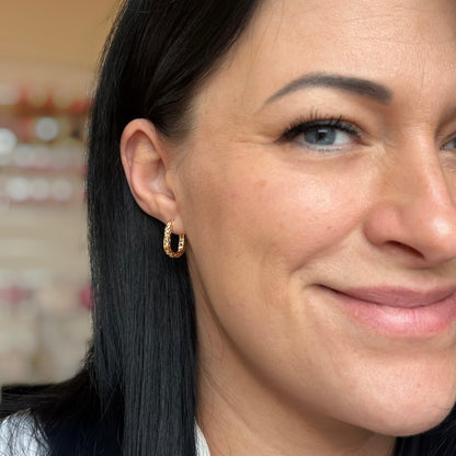 Aurora Texture Hoops – apzeltīti riņķīšu auskari