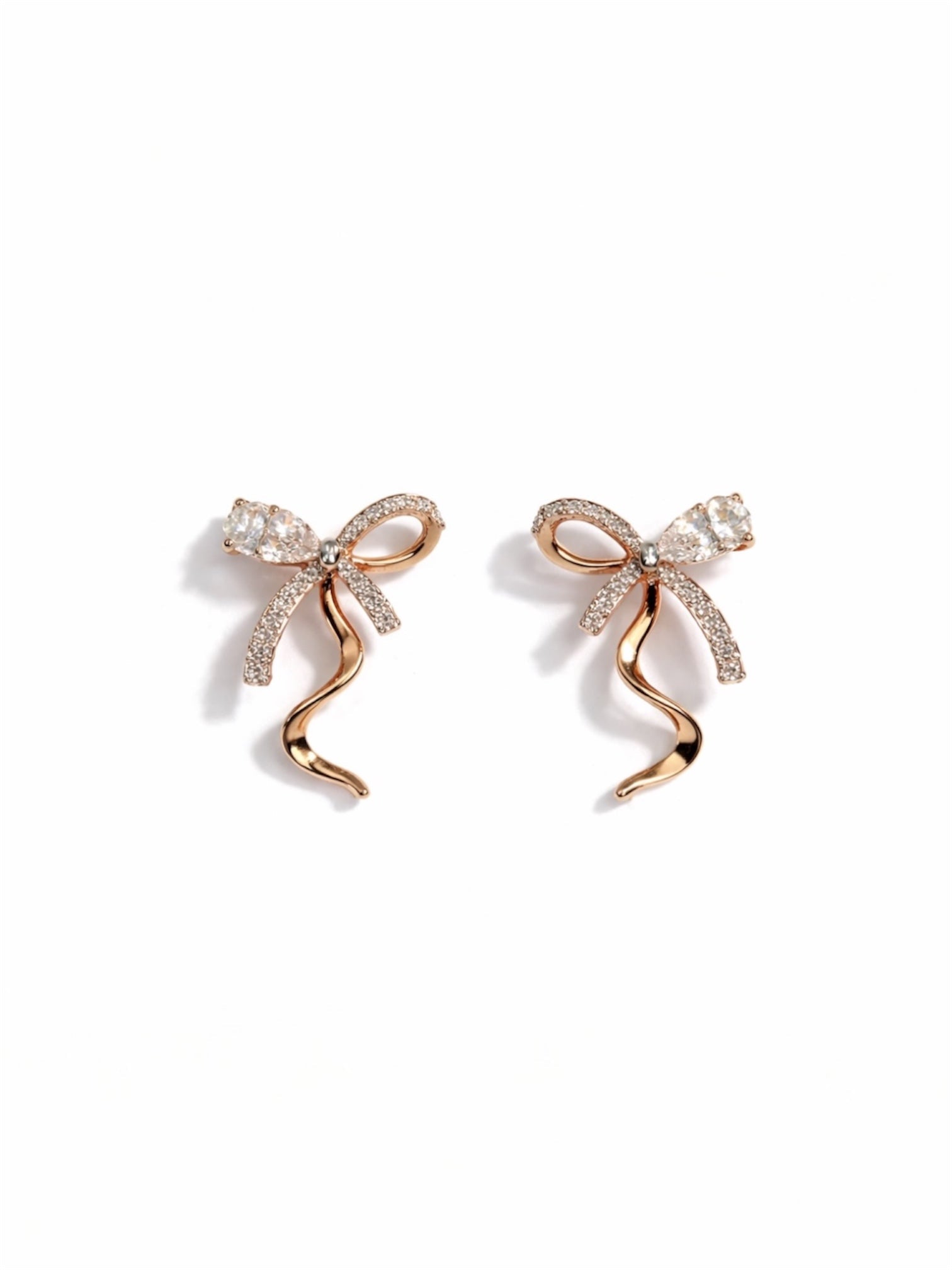 Apzeltītas nagliņas ar bantīti un cirkonijiem - 18k - apzeltita - rotas