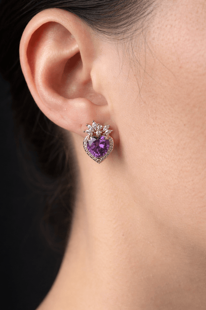 Apzeltītas nagliņas ar violetu sirsniņu - 18k - apzeltita - rotas