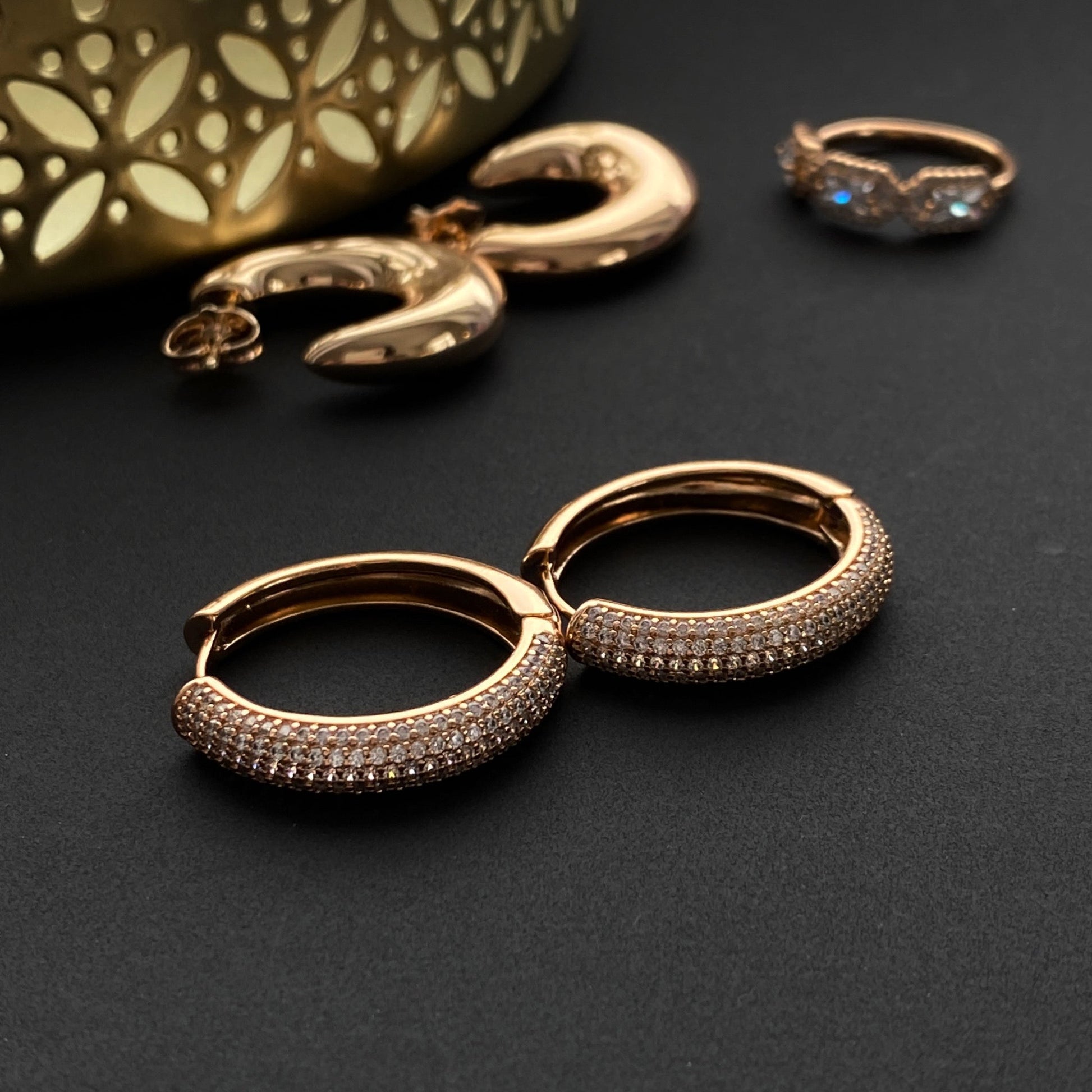 Apzeltīti riņķīši ar cirkonijiem - 18k - apzeltita - rotas