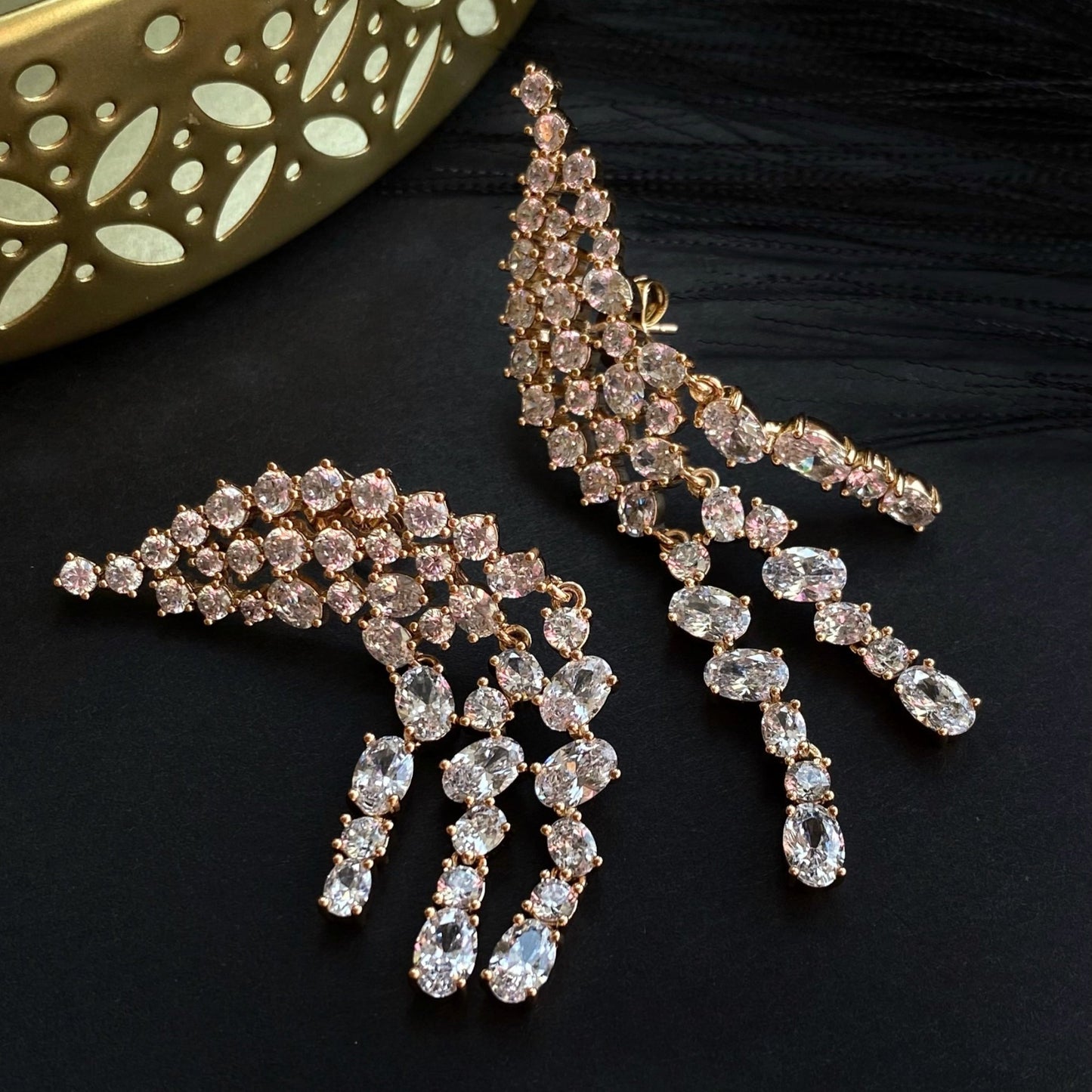  - Crystal Cascade – garie kristālu auskari - 4