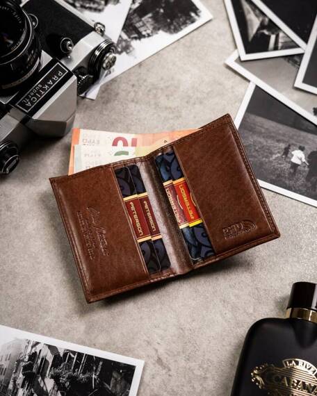 Gift Set: Elegant Leather Wallet, Card Holder, and Keychain card holder durable leather genuine leather