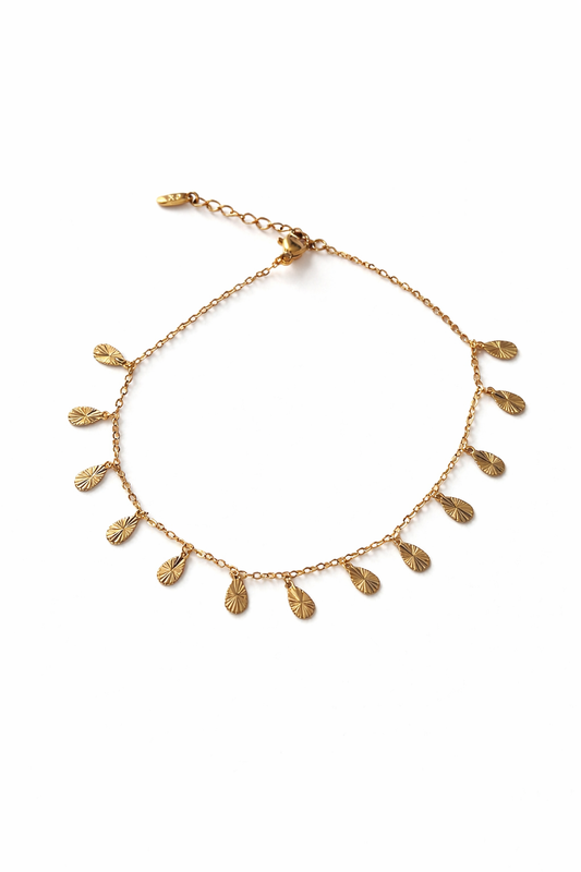 Apzeltīta kājas ķēdīte ar lapiņām