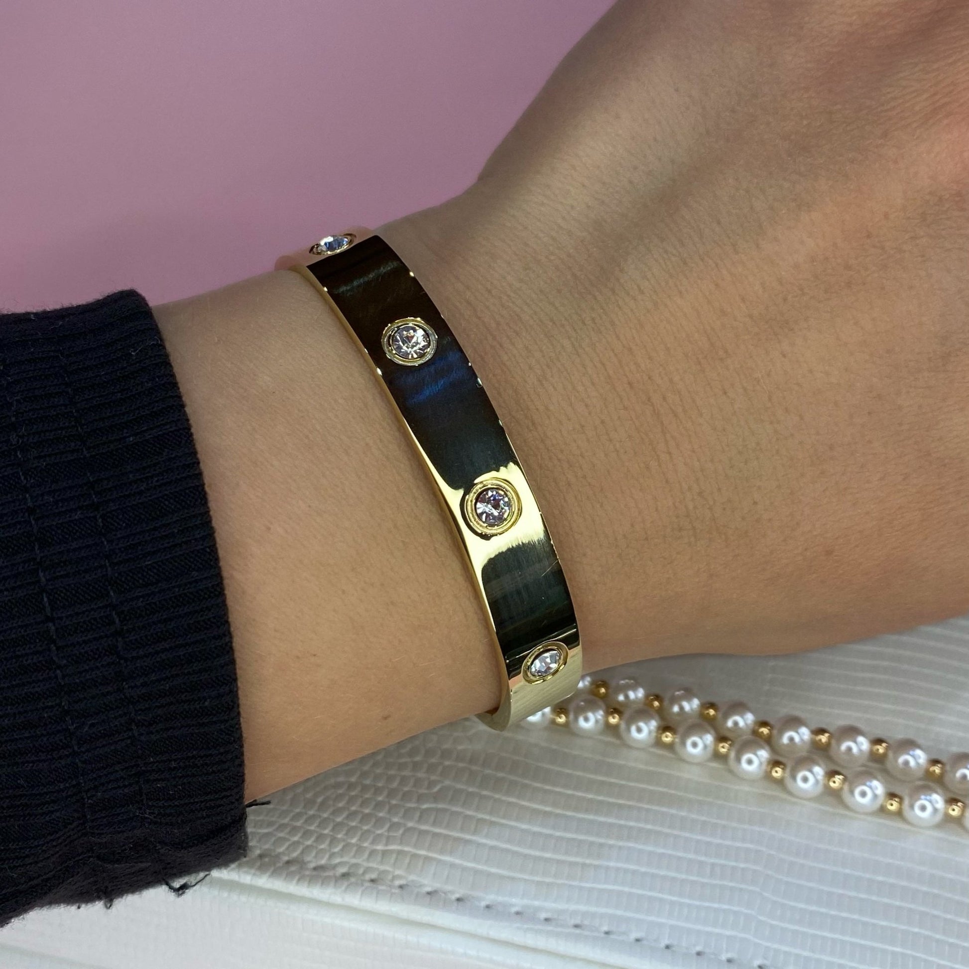 Nerūsējošā tērauda bangle stila rokassprādze