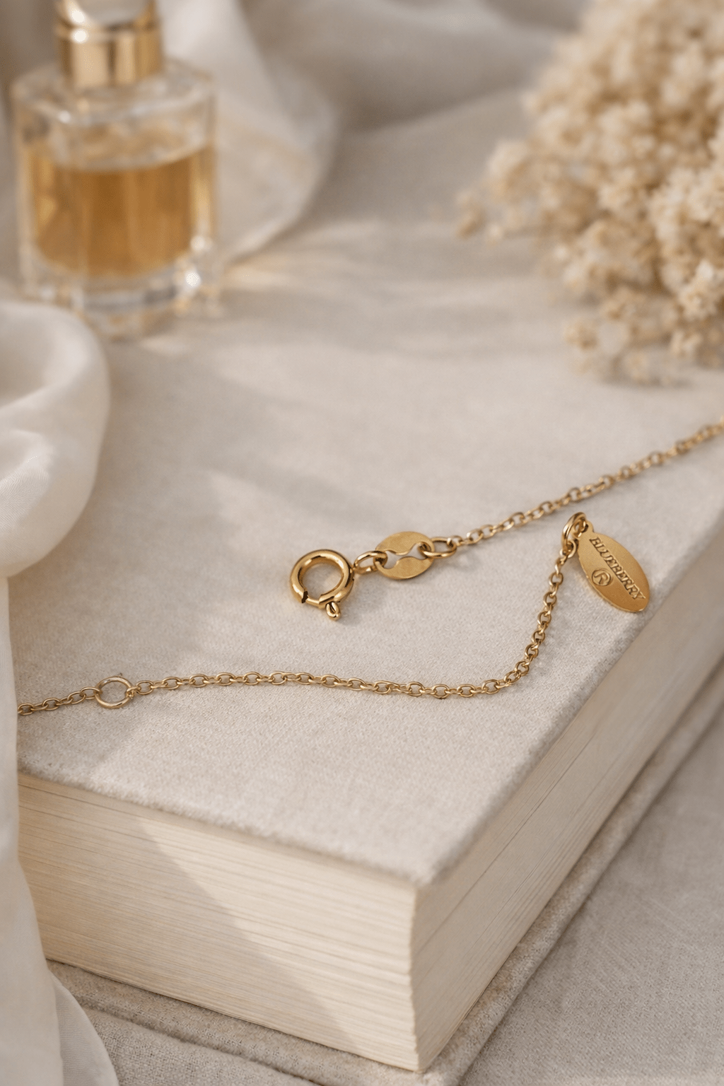 Nerūsējoša tērauda kaklarota ar četrlapu āboliņiem - 18k - apzeltita - rotas