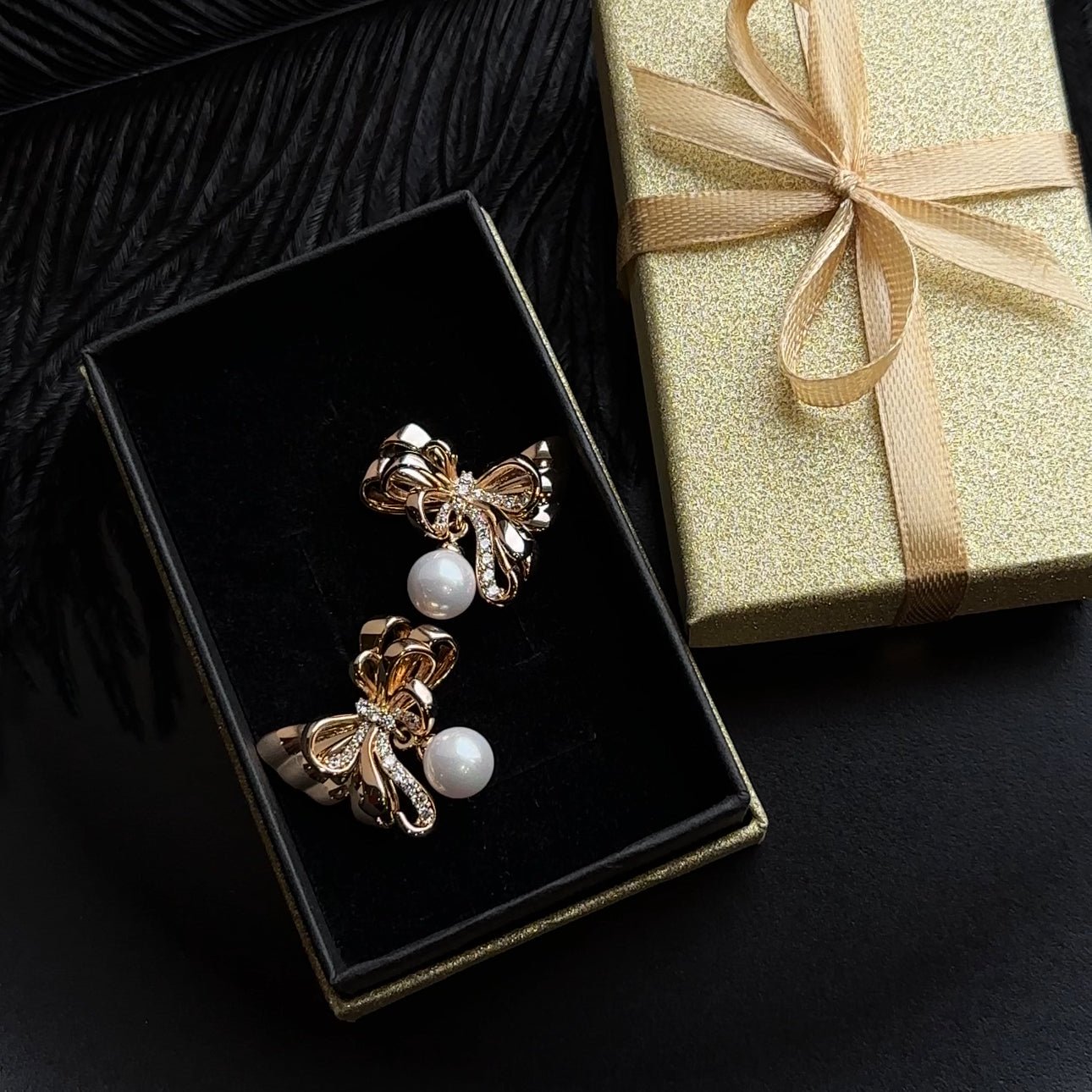 Pearl Bow - Gold Plated Stud Earrings 18k Gold - Plated Earrings Earrings for gifts elegant accessories