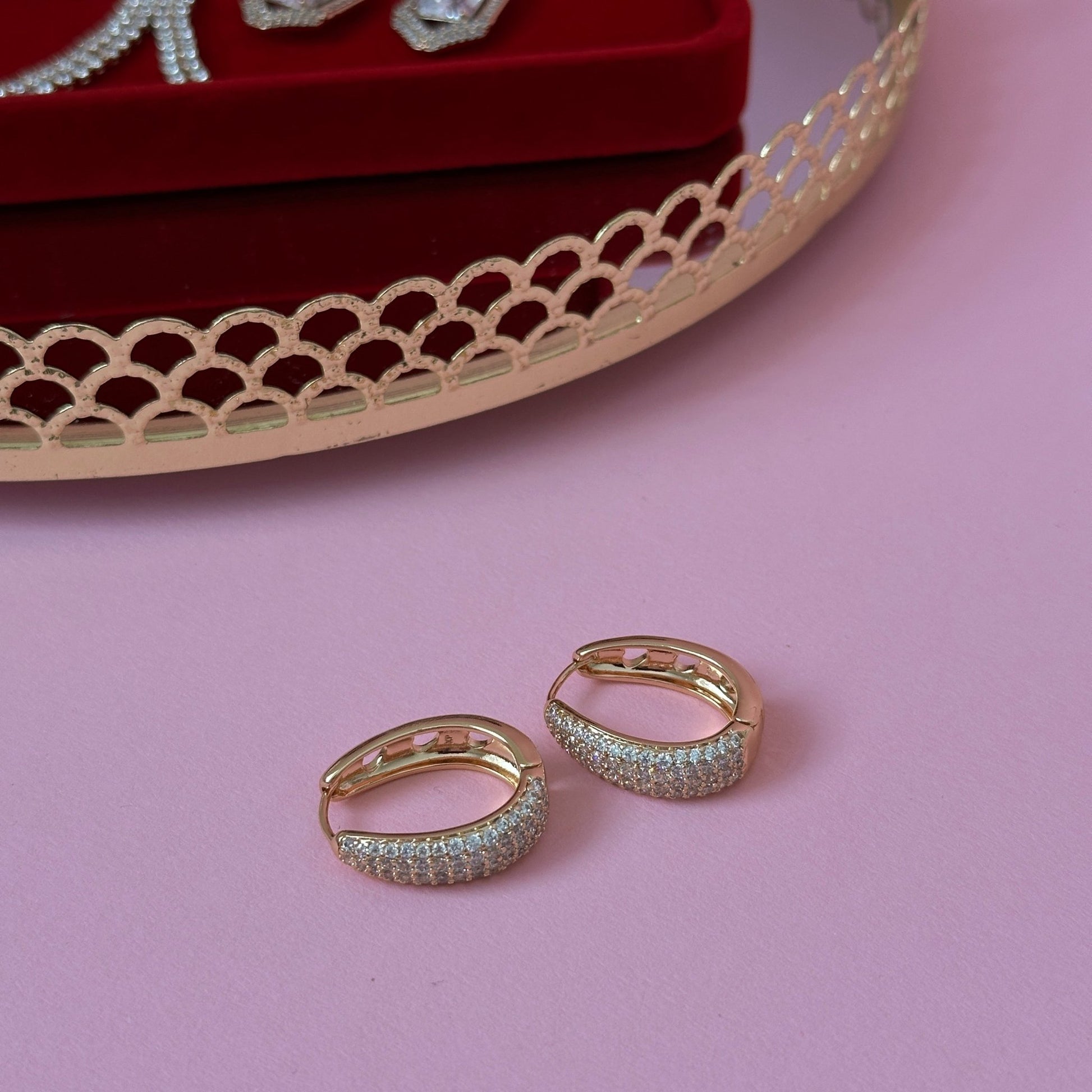 Royal Glow – Grezni mirdzošie auskari - 18k - apzeltita - rotas