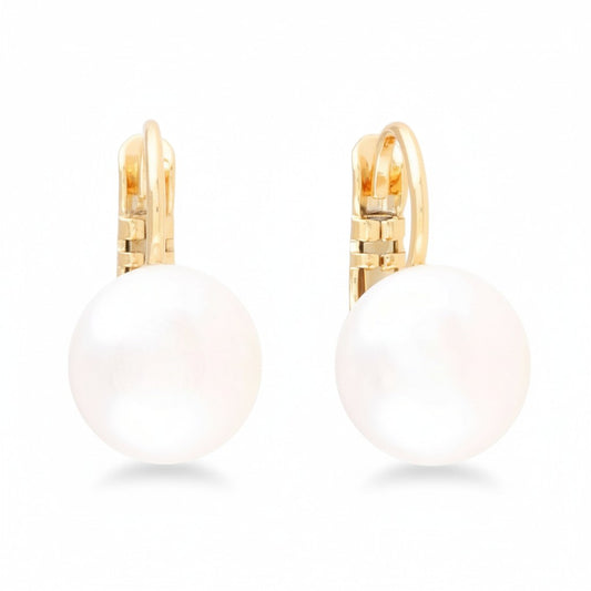 Gold-plated pearl earrings with English clasp