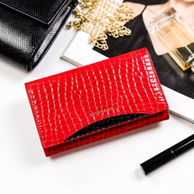 Sarkans sieviešu naudas maks – apzeltītas rotaslietas | Tavas Rotas